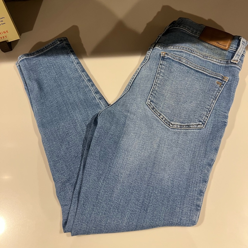 Madewell 9” mid-rise Skinny Crop size 28 woman pre owned blue jeans